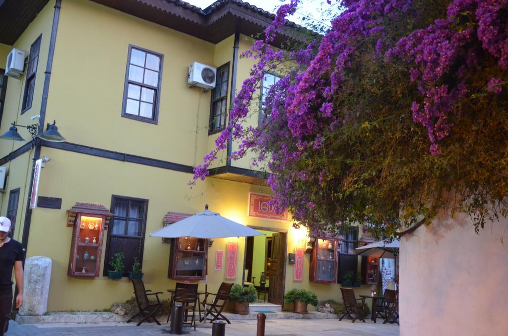 Kaleici Lodge Aparts Antália Exterior foto